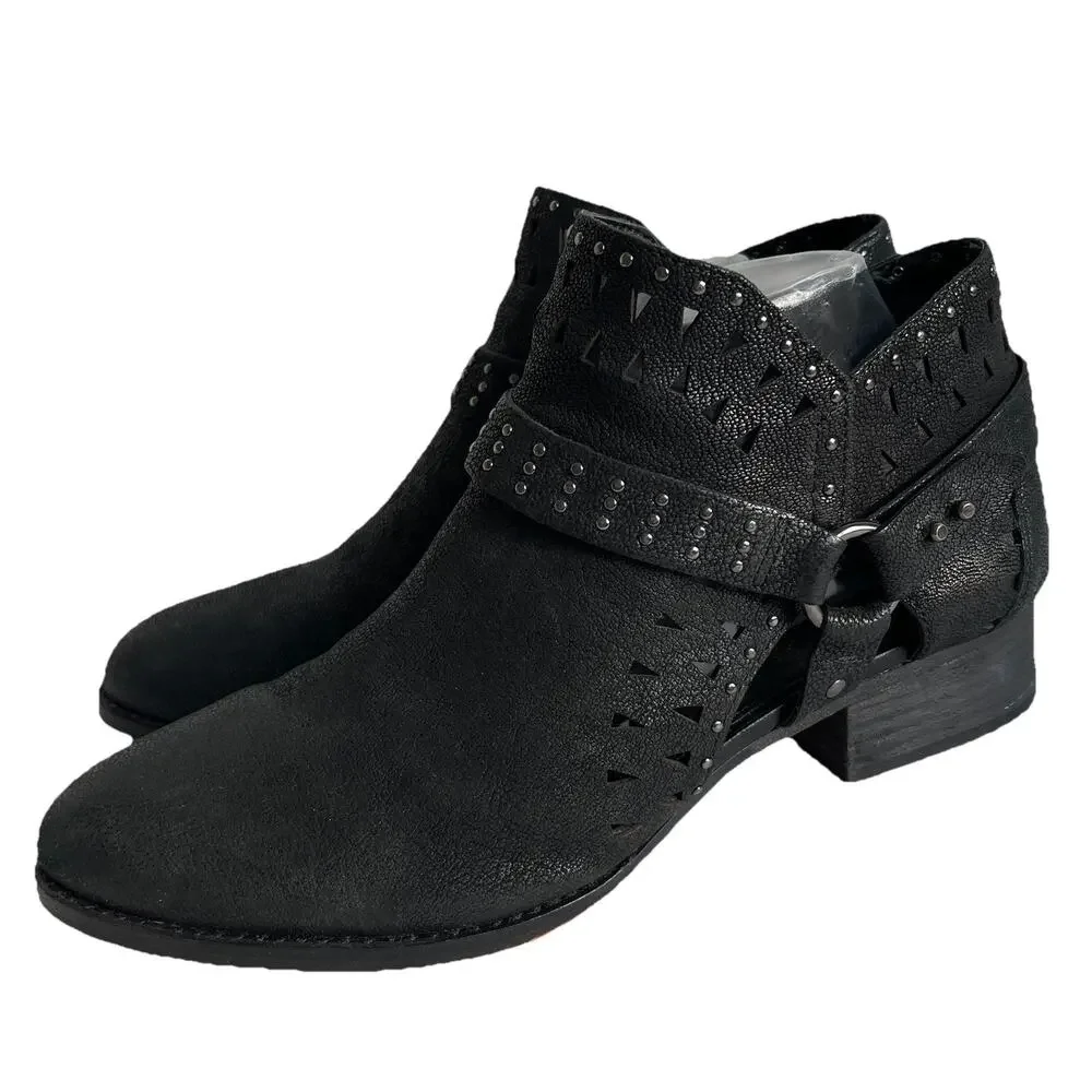 Vince‎ Camuto Calley Leather Studded Harness Ankle Boots Black Booties Size 10